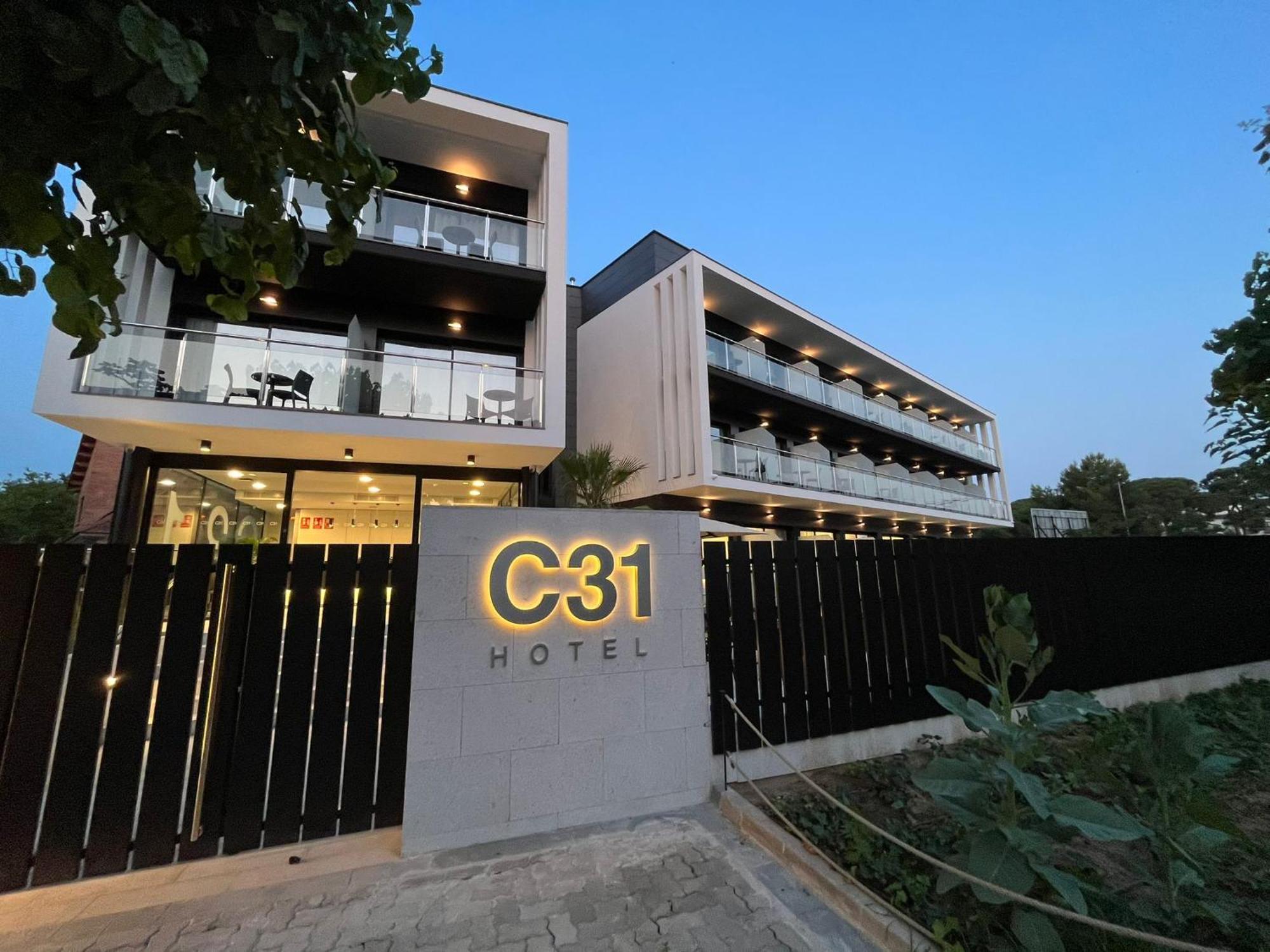 Hotel C31 カステルデフェルス エクステリア 写真